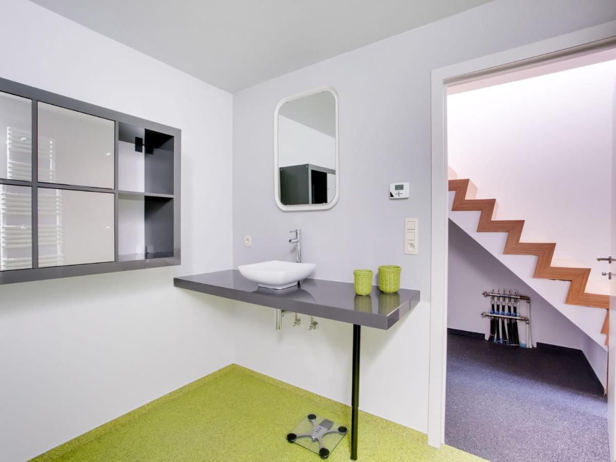 Modern Holiday Home In Scherpenheuvel With Infrared Sauna المظهر الخارجي الصورة